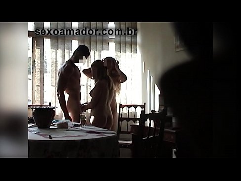 ❤️ Sekss draugi uzaicina milzu vīrieti un sekss trijatā ar viņu ❤️ Sekss video pie porno lv.onlydesiporn.ru ﹏