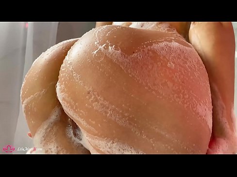 ❤️ Brunete masturbē makstiņu ar vibratoru līdz intensīvam orgasmam dušā ❤️ Sekss video pie porno lv.onlydesiporn.ru ﹏